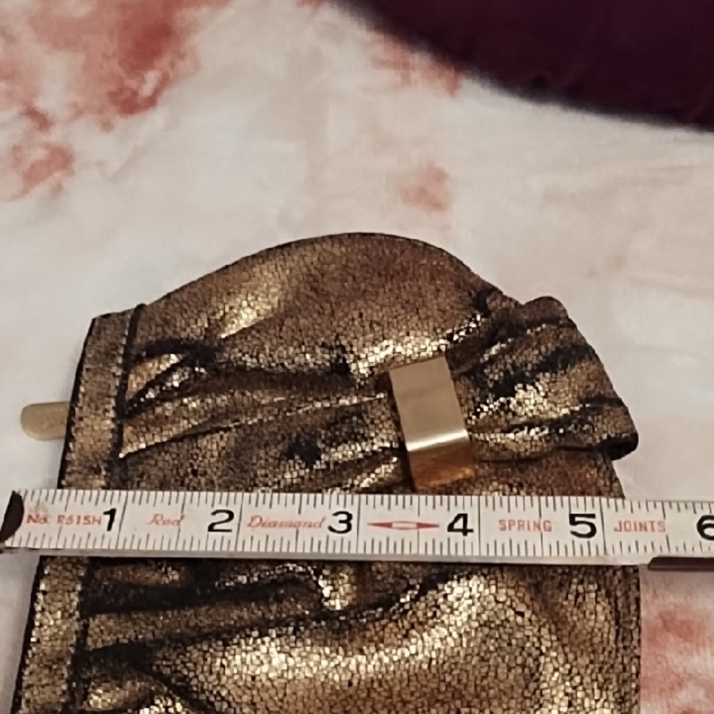 Botkier by Target Gold & Black Metallic Wristlet NWOT - Picture 10 of 12